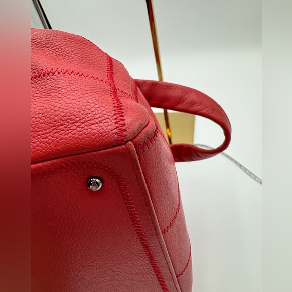 Chanel-Authentic- Caviar Leather Chocolate Bar Cube Shoulder Bag - Coral - Picture 8 of 17